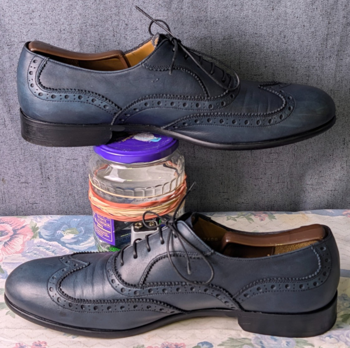 Salvatore Ferragamo Wingtip Brogue Navy Leather Dress Shoes Men’s 9.5D ITALY