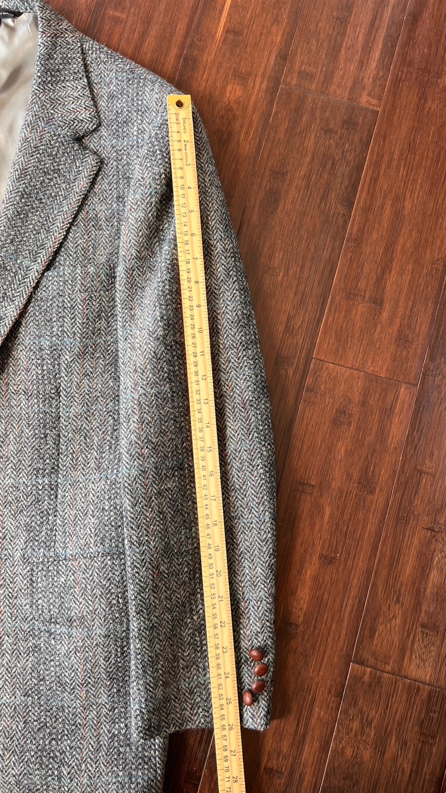 Beautiful Vtg Mens Wool Herringbone Tweed Blazer Sport Coat USA 2-Button Gray 44