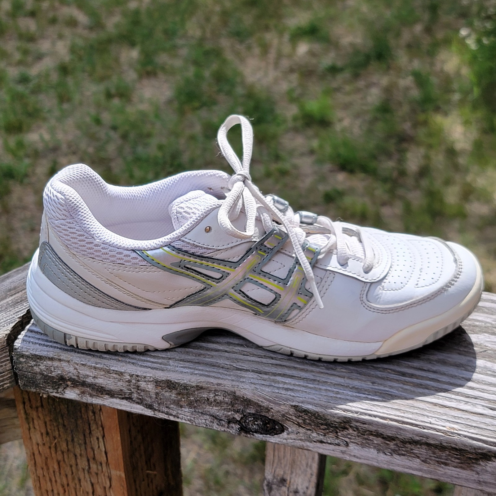 Asics Gel Dedicate E955L Tennis Pickleball Court Shoes W7.5 Nonmarking Sole