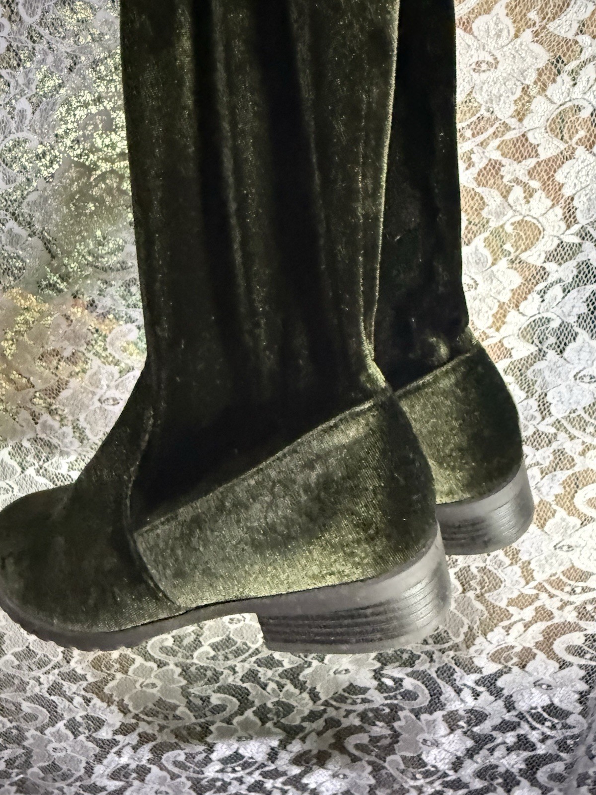 Over the Knee Velvet Boots – Olive sz 7 elastic at thigh flat heel Excellent Con