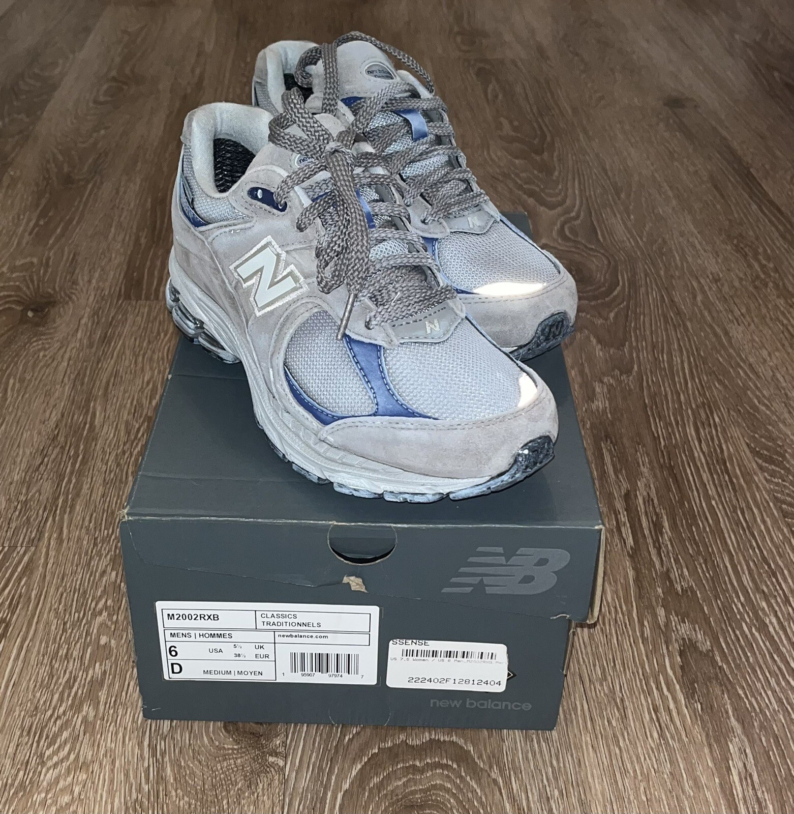 Size 6M/ 7.5W- New Balance 2002R Grey