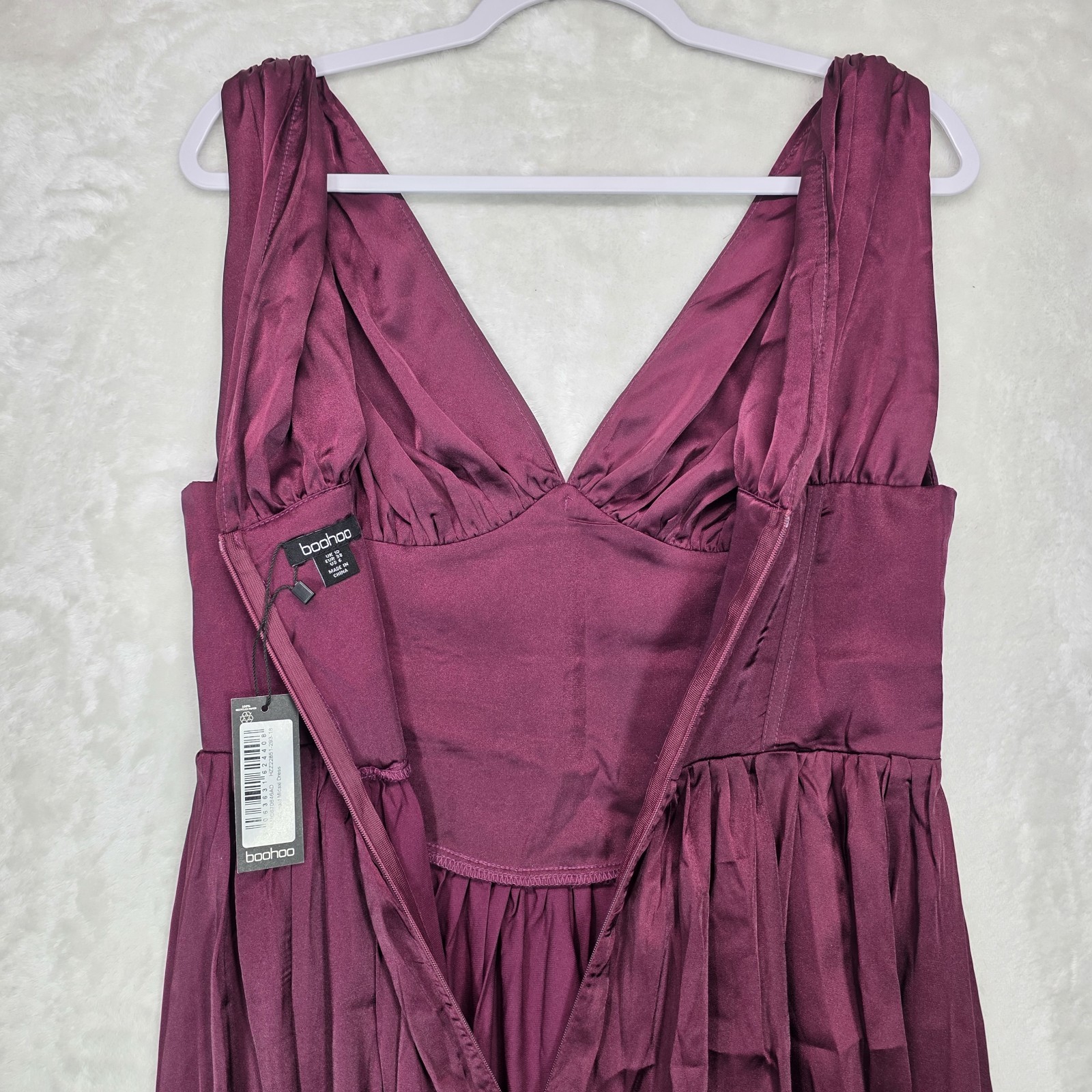 Boohoo Burgandy Milkmaid Maxi Dress Deep Plunge V-neck Sz 6 Basque Sleeveless