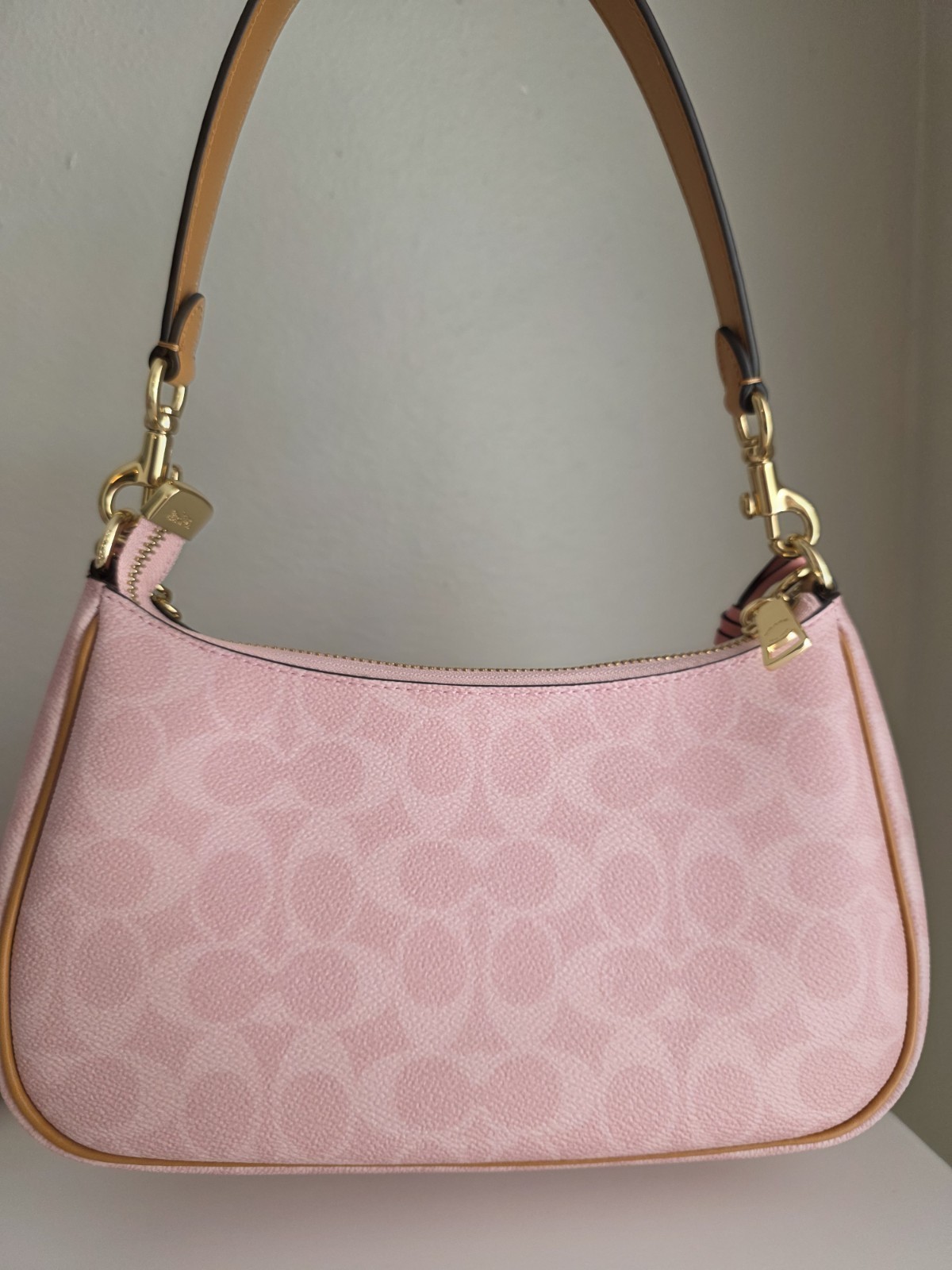 NWT Coach Gold Powder Pink Teri Shoulder Bag Signature with Charms CEA20