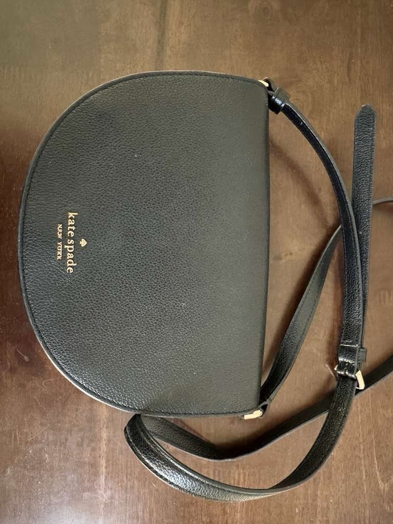 Kate Spade New York Black Half Moon Crossbody Bag Small Gold Hardware Zip