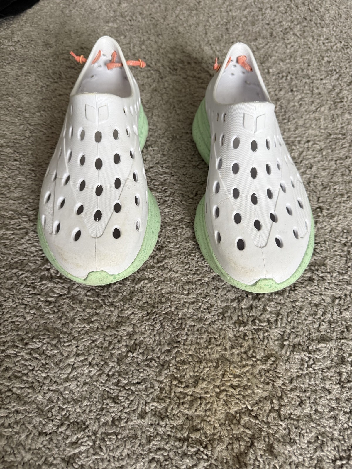 KANE Men’s Revive Recovery Shoe Size 10 Active Sneaker Perforated White