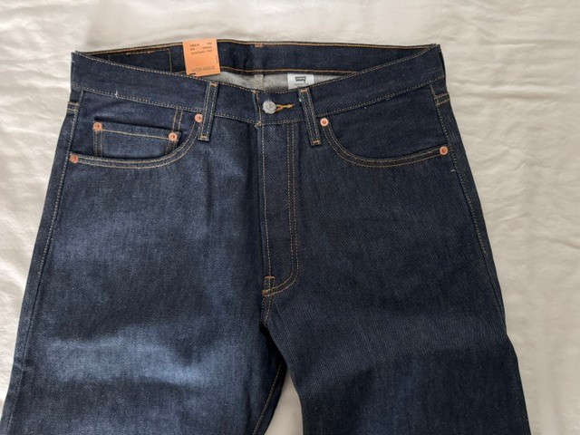 Levi’s Men’s 501 Original Shrink to Fit Denim Button Fly Classic Rise Jeans