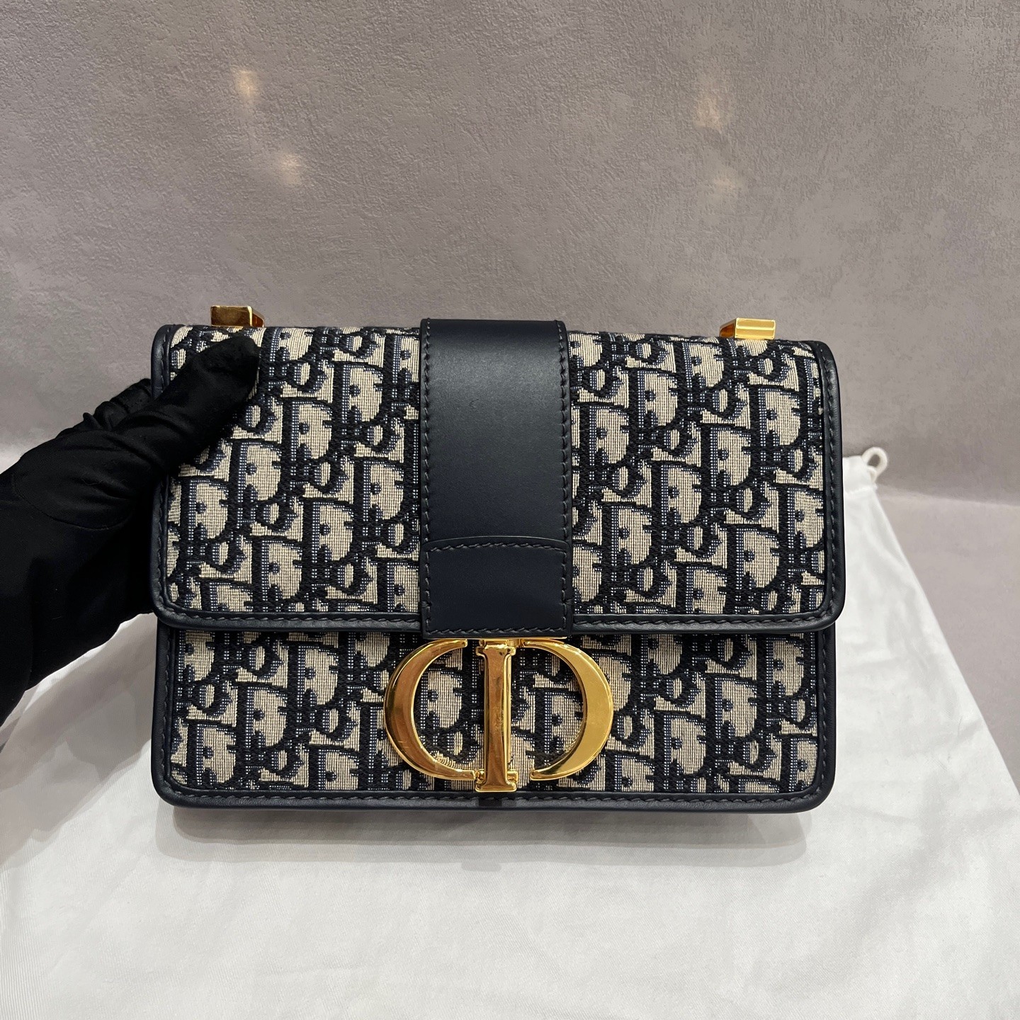 Dior 30 Montaigne Medium Navy Beige Canvas Calfskin Crossbody Bag US Ship