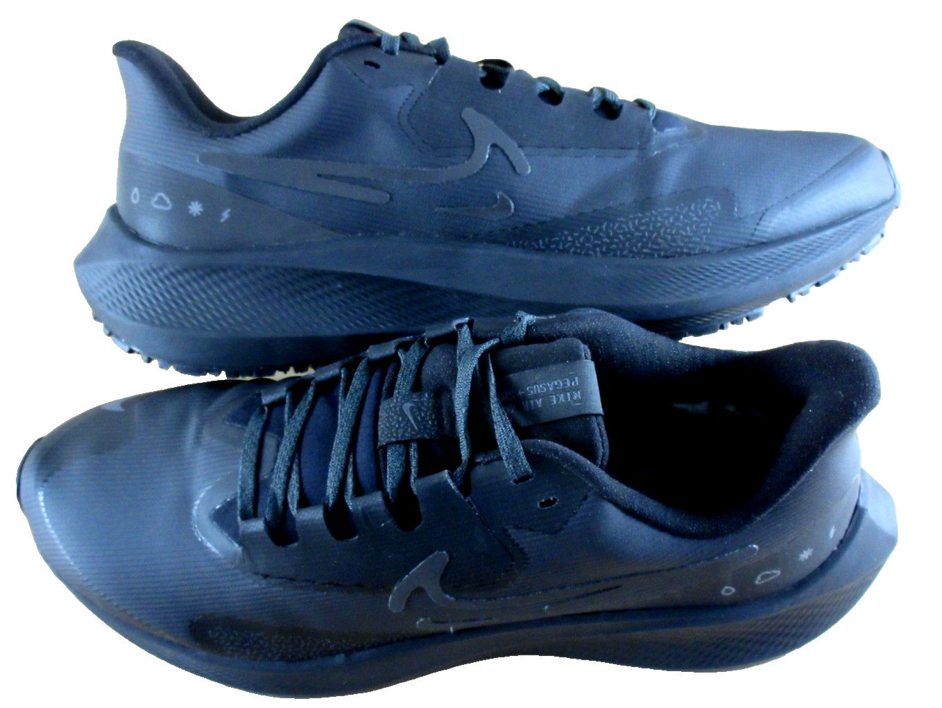 Women’s Nike Air Zoom Pegasus 39 Shield Weatherized Running Shoes Black Size 8.5