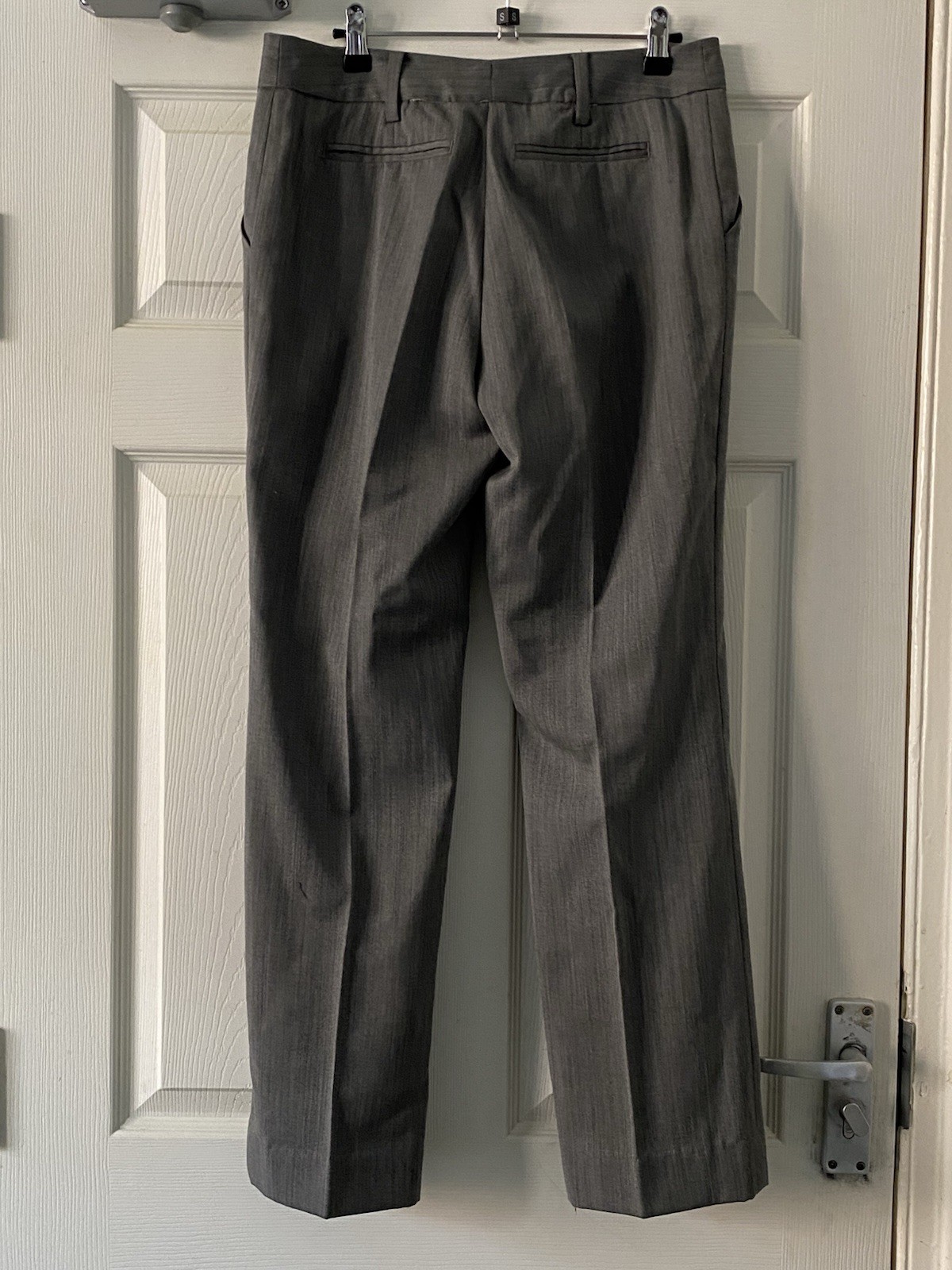 Ted Baker London Grey Herringbone wool rich 2-Piece Suit Lined Tailored Size 10