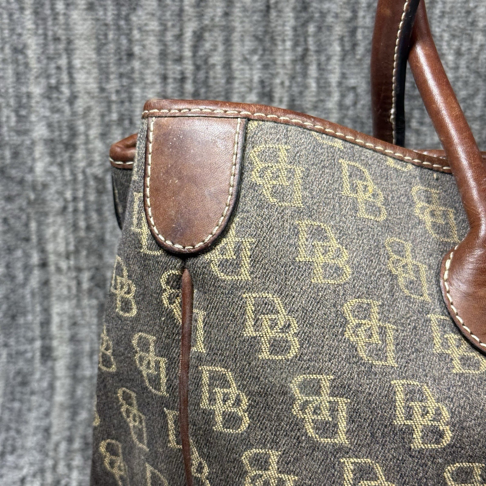 Dooney & Bourke Satchel Tote Bag Push Lock Signature Canvas Leather Trim Purse