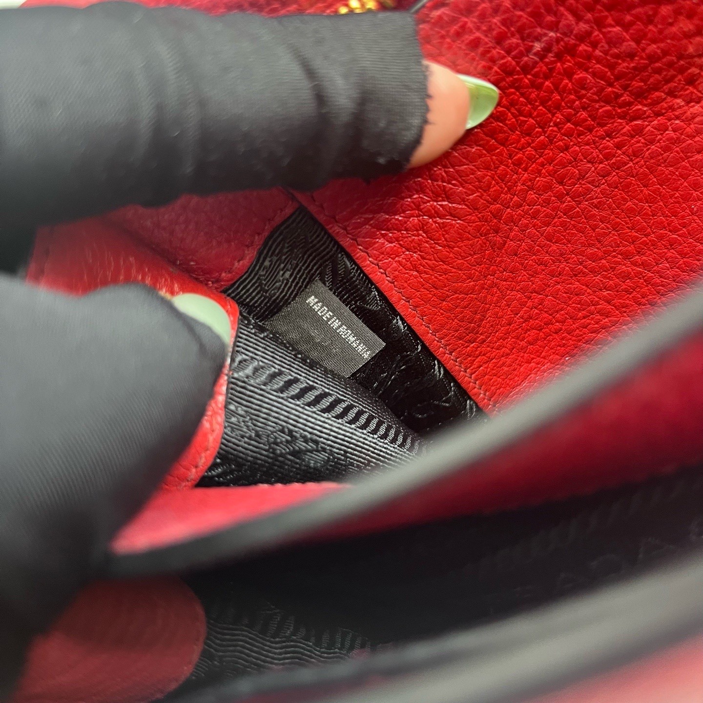 Prada Pre-Owned Authentic Crossbody Bag 20*14*8 Free Tracked Shipping