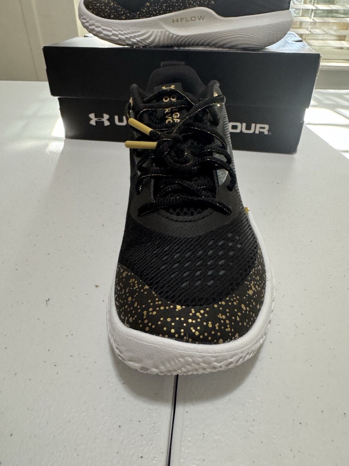 Under Armour UA Flow Breakthru 2 Black Basketball Shoes US Womens 5.5 (c10)