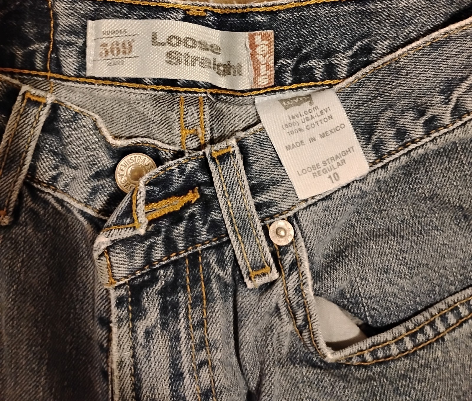 Vintage 90s Boys Levi’s 569 Shorts, Size 10r