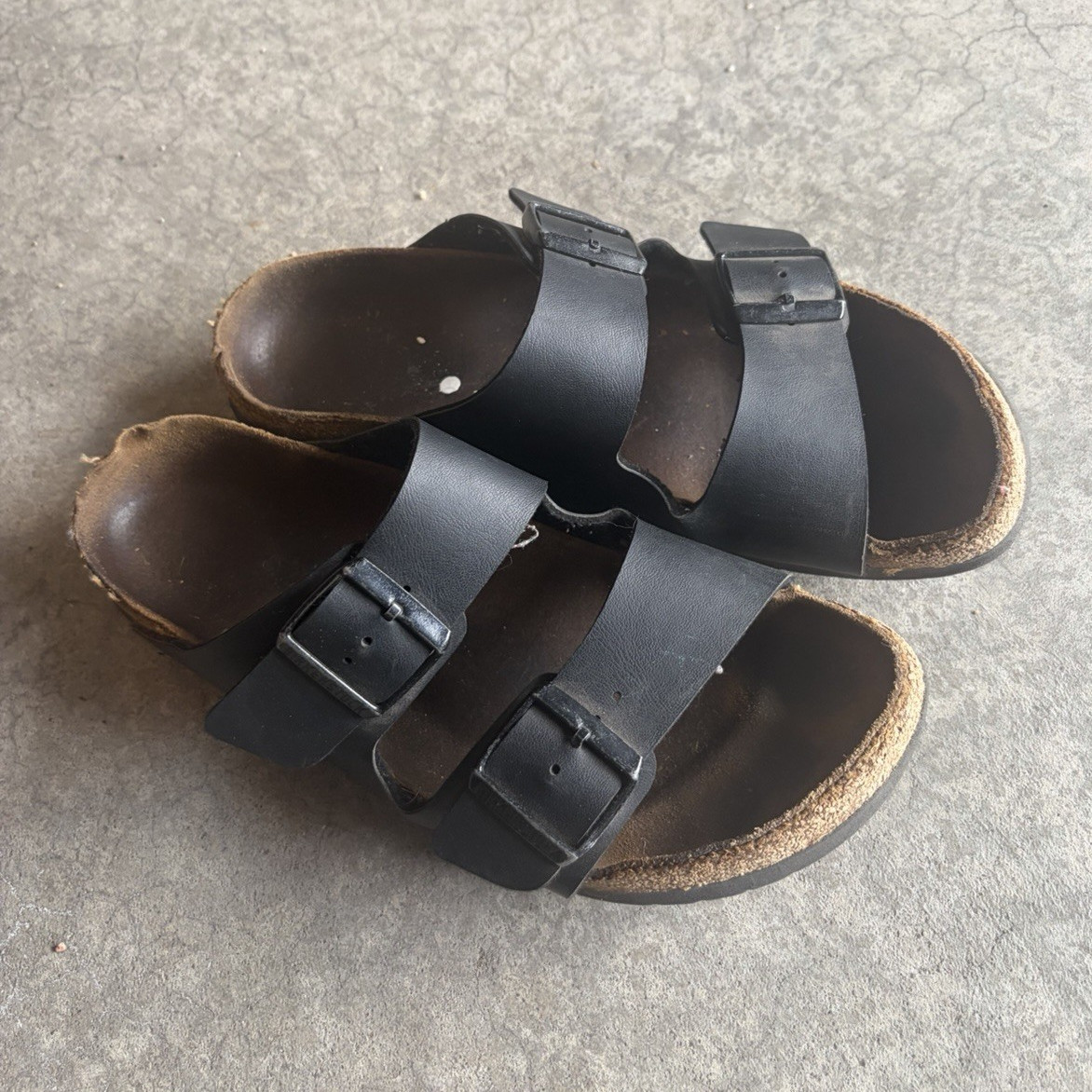Birkenstock Arizona women’s Black Leather Cork Footbed Buckle Sandals US 7.5