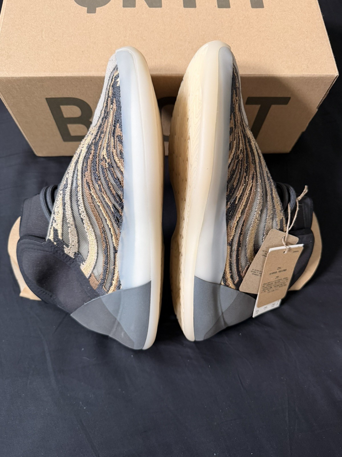 adidas Yeezy QNTM Amber Tint HQ2085 High Top Neoprene Upper Rubber Outsole 6.5