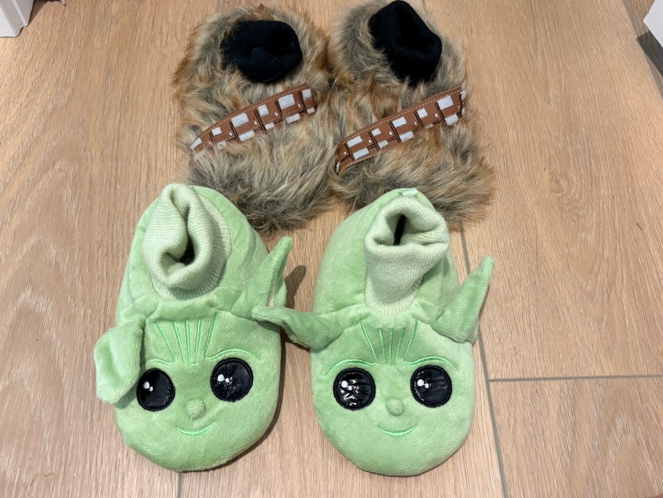 Star Wars Chewbacca & Grogu Faux Fur Non-Slip Slip-On Slippers Kids 9-10