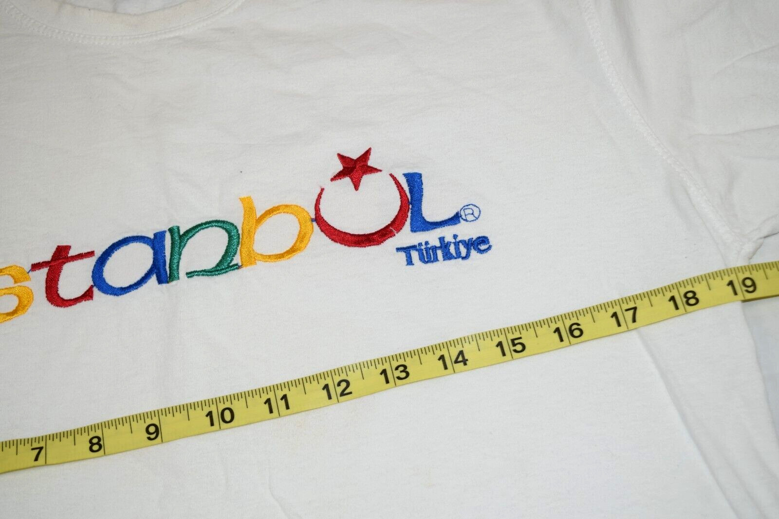 Vintage Istanbul T-Shirt Embroidered Turkiye Flag Size S 90s Spell Out White Tee
