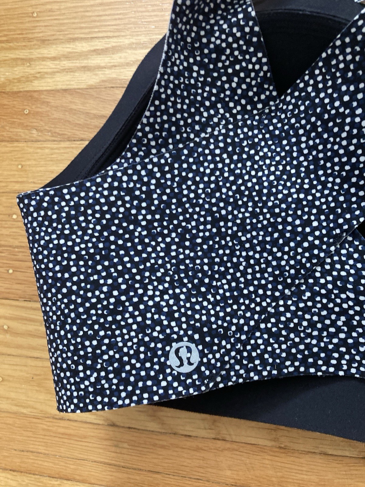 Lululemon Enlite Sports Bra Womens 36D Black polka High Support Running frontzip