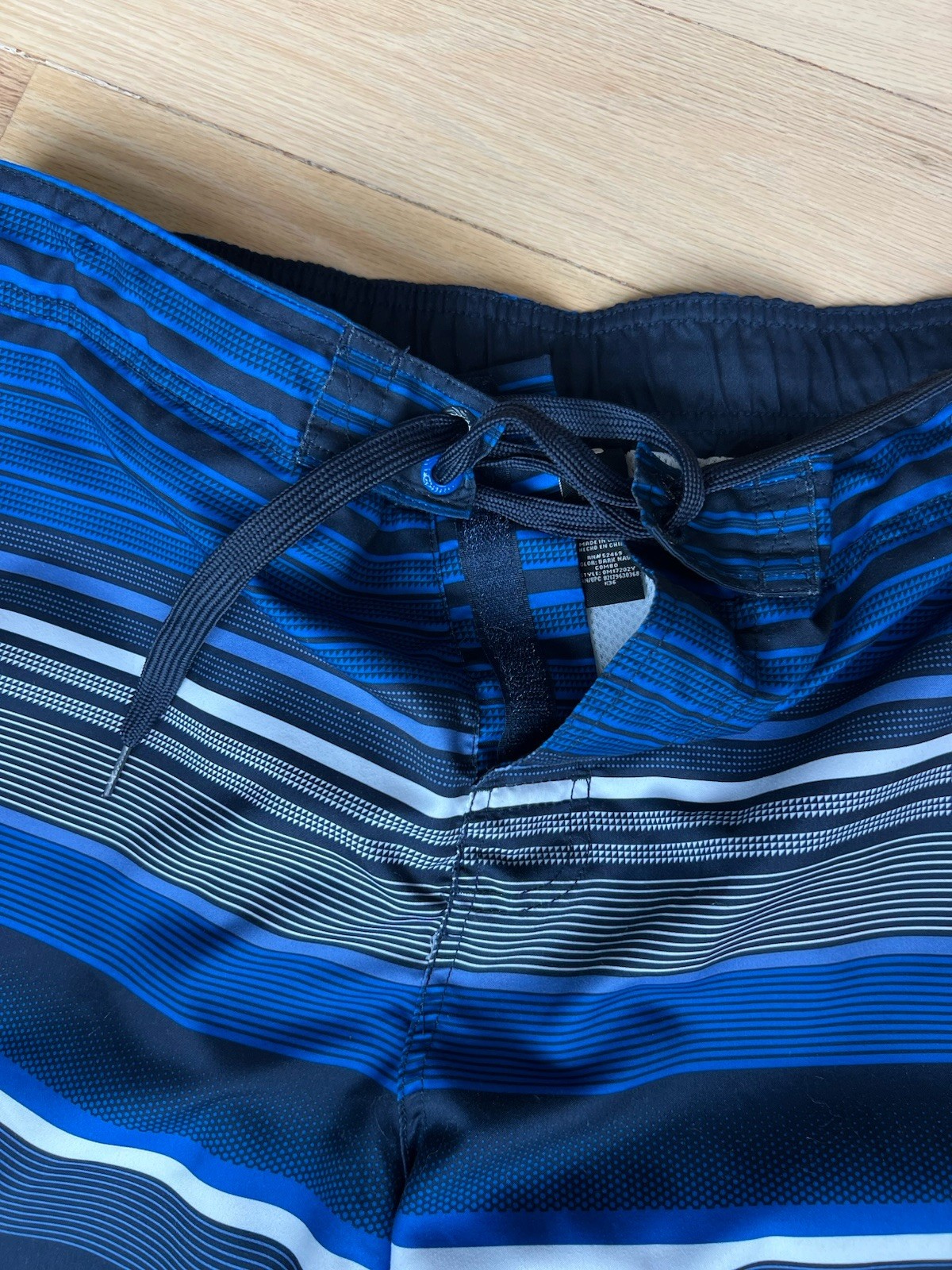 OP Ocean Pacific Men’s Size Large (36-38) Surfer Blue Striped Board Swim Shorts