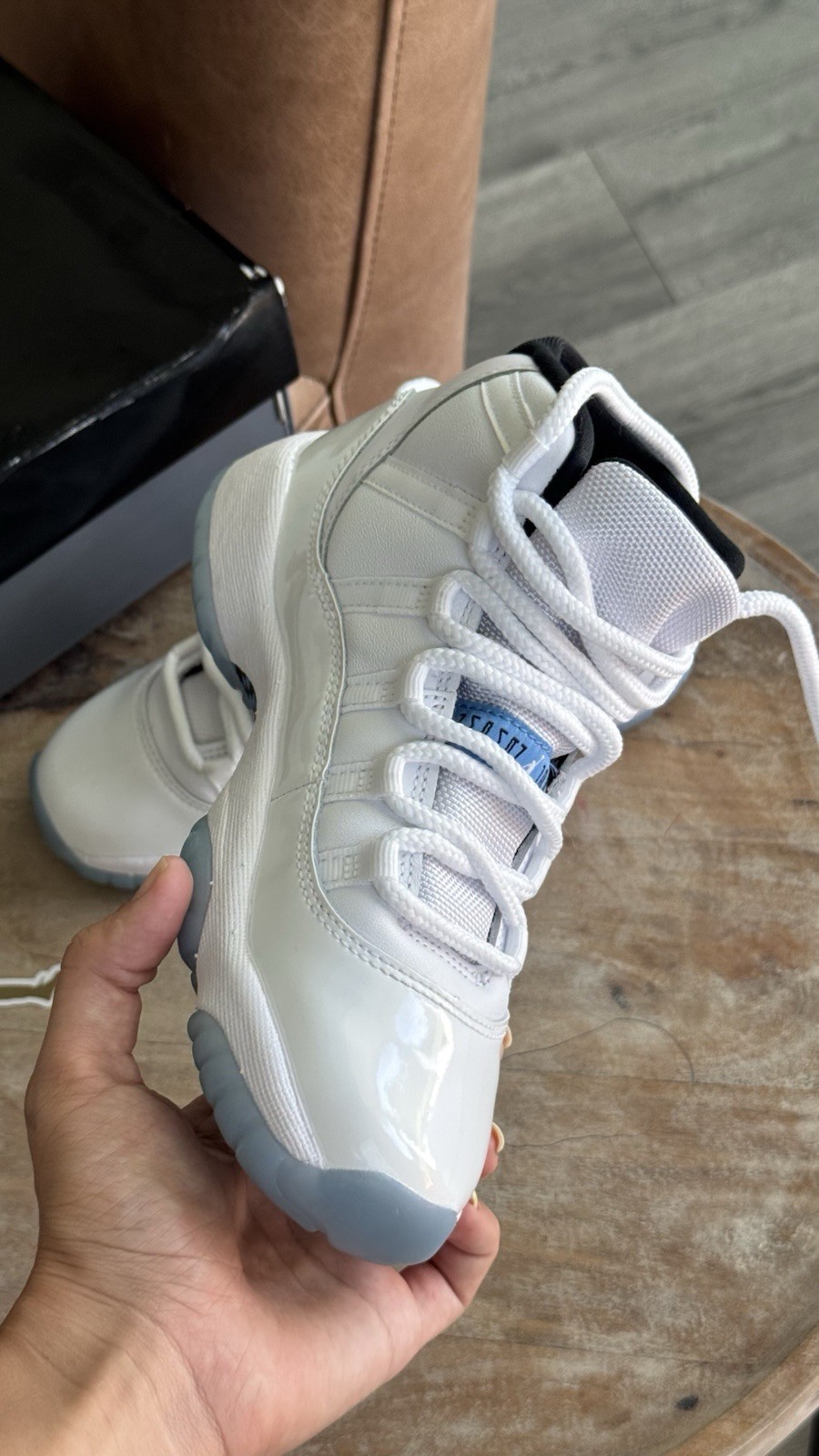 Jordan Air Jordan 11 Retro GS White/Legend Blue/Black 4.5Y 378038-104