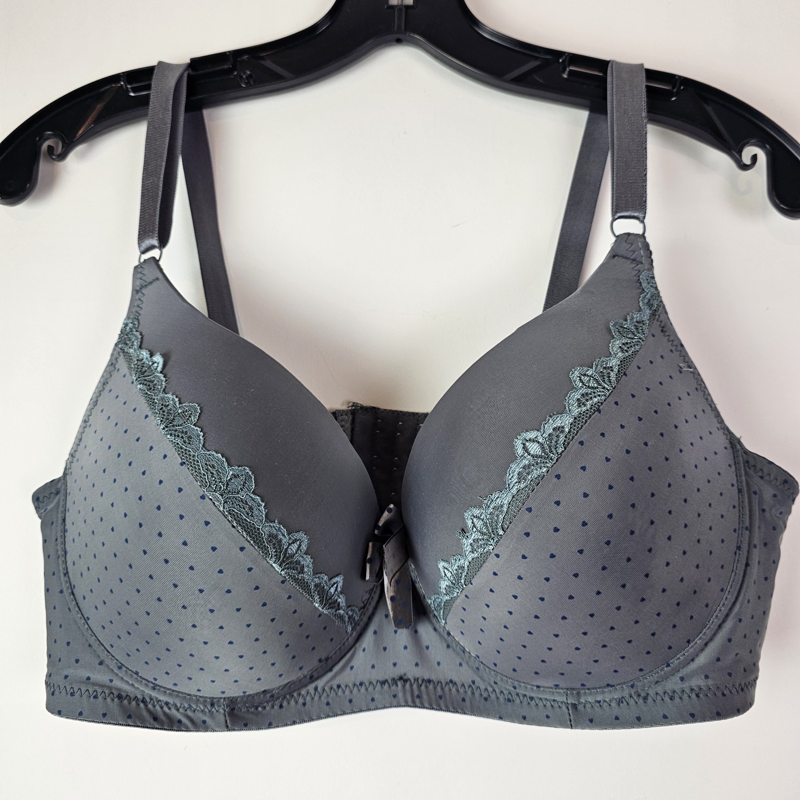 Womens Bra 40DD 40E Gray Polka Dot Lace Trim Underwire Style 8601