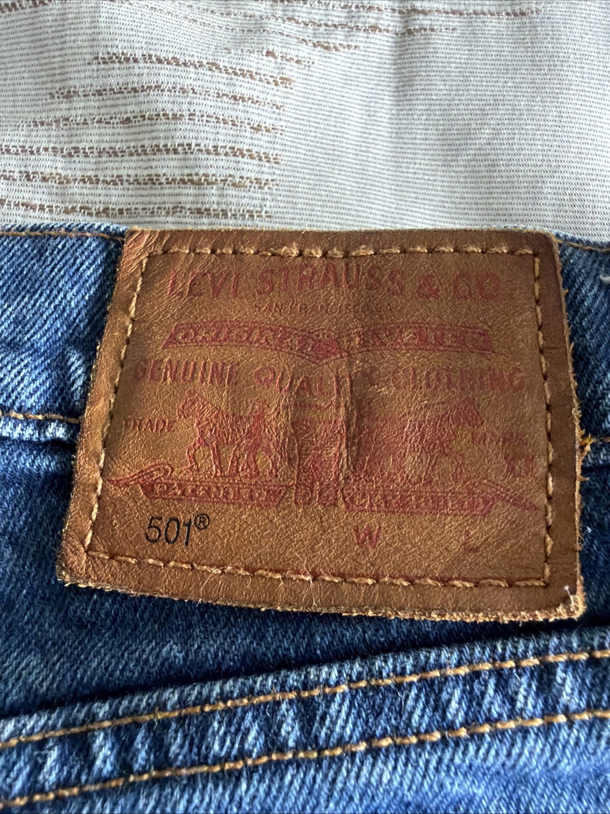 Levi’s Premium 501 Original Cropped Jeans Medium Wash W28 L26