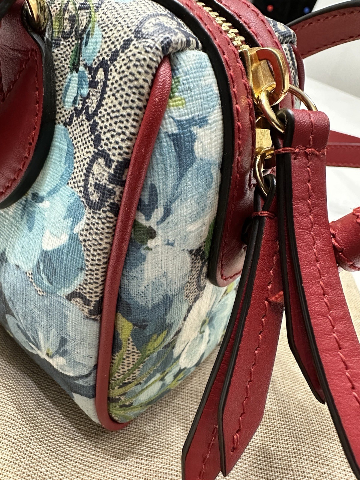 Authentic Gucci GG Supreme Monogram Blooms Mini Boston Bag Red Floral w/ Strap