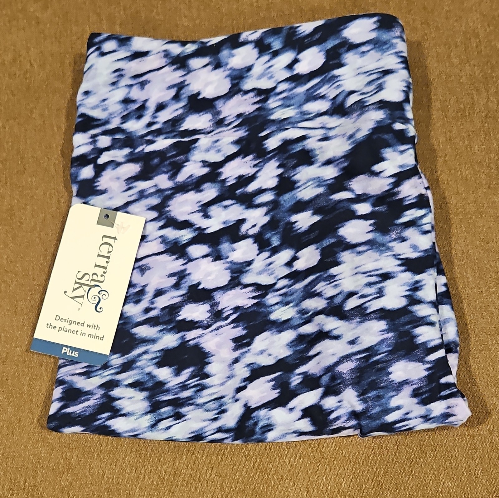 Terra & Sky Women’s Plus Bike Shorts 1X 16W-18W High Rise Stretch Abstract