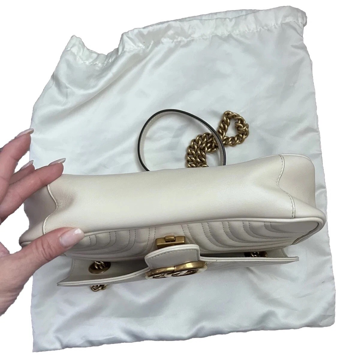 Authentic Gucci GG Marmont Small Shoulder Bag White Matelassé Leather worn twice