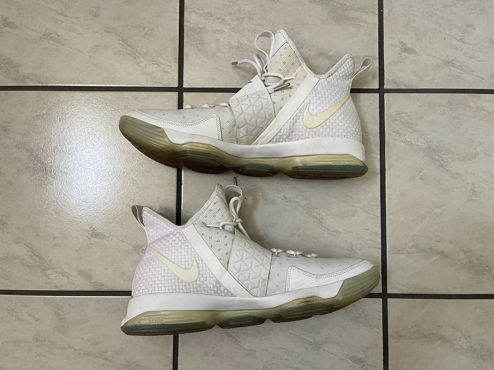 Nike Zoom LeBron 14 ‘Time to Shine’ Size 14 860631-900