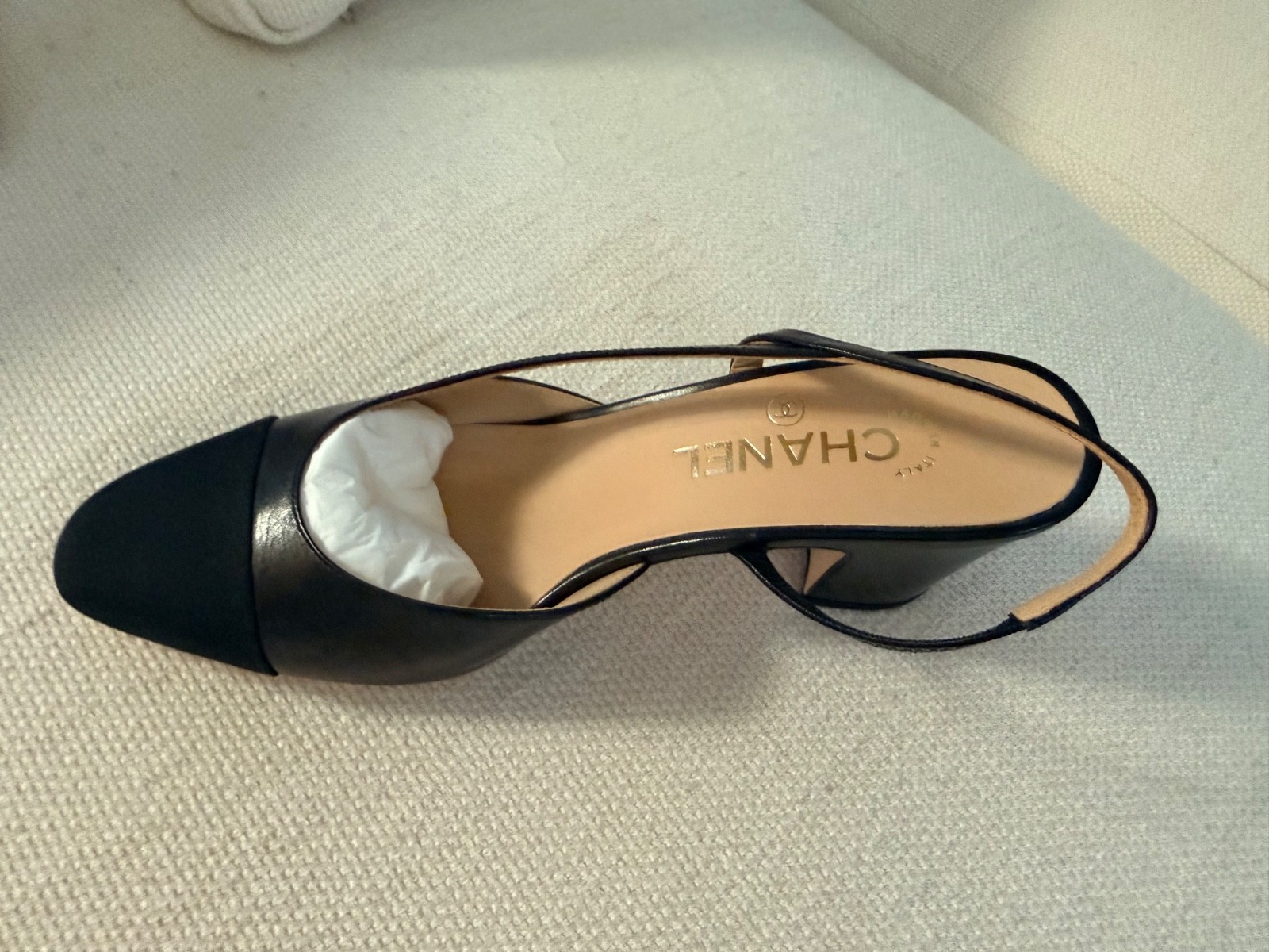 Chanel Leather Slingback Shoes Flats Heels Size 39 (8-8.5 US) Black