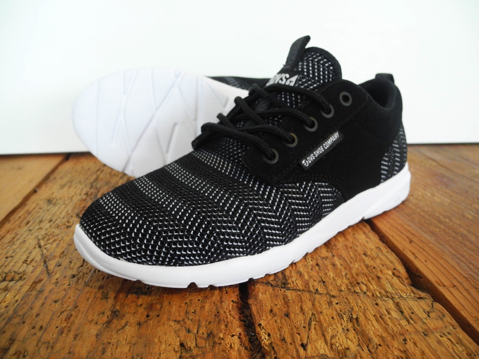 DVS SHOES PREMIER 2.0 WOMEN SNEAKER NEW BLACK-WHITE KNIT US 6 EUR 36.5 DVS SHOES