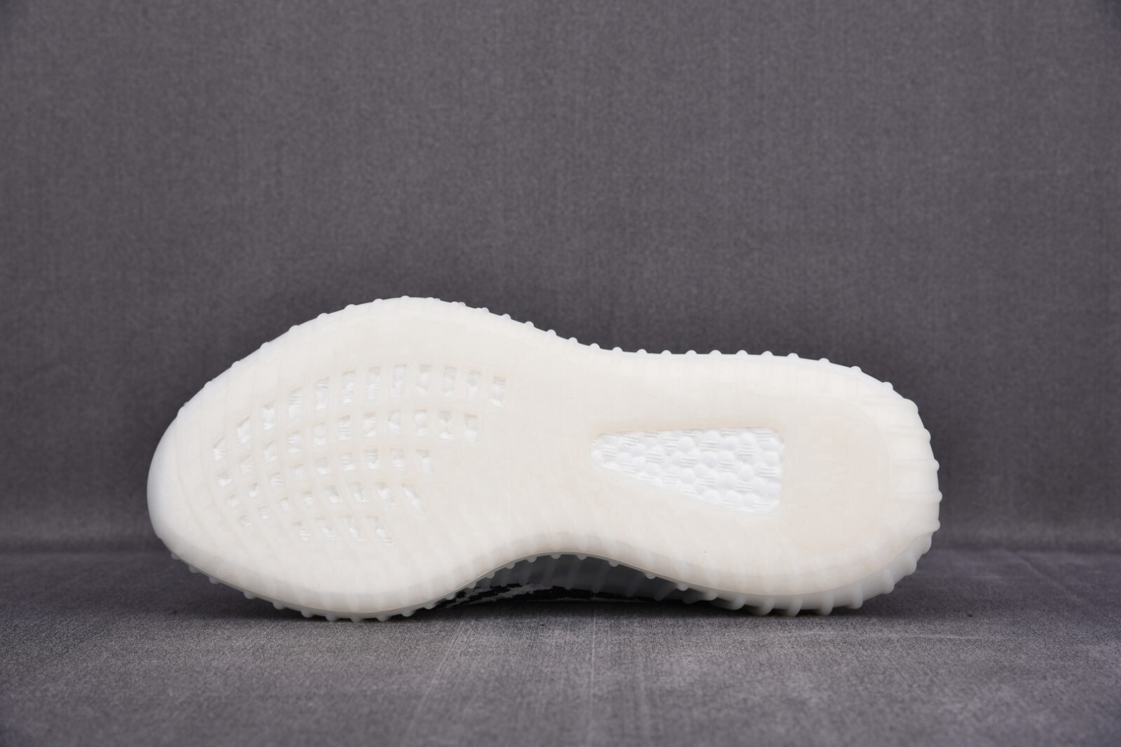 adidas Yeezy Boost 350 V2 Low Zebra CP9654 Brand New