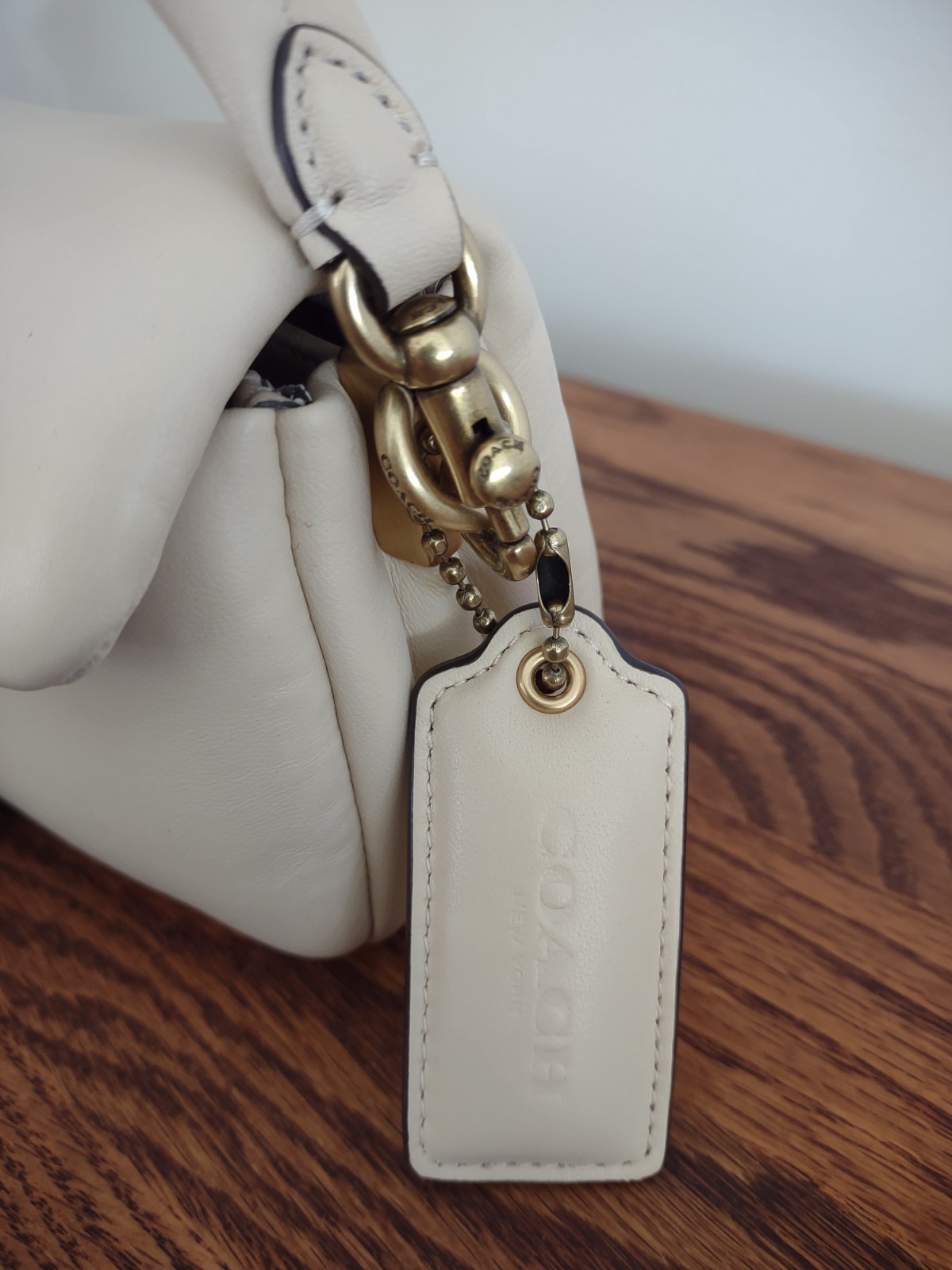 ❤️ NWT Coach Pillow Tabby 18 Mini Brass/Ivory C3880 Shoulder Bag