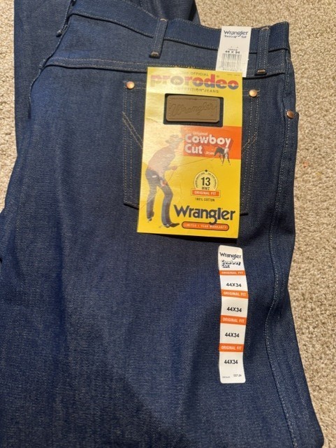 Wrangler Blue Jeans Cowboy Cut Size 44X 34 New with tags