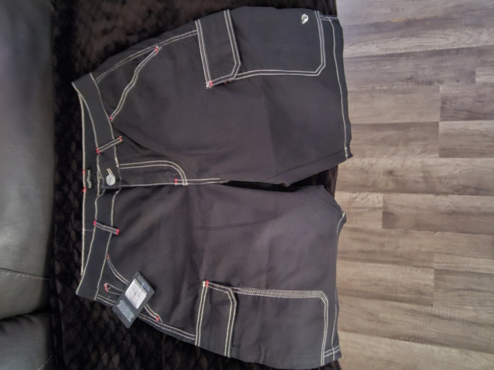 Men’s Sz 32 True Religion Cargo Shorts Jet Black New Style 108056R7 MSRP $119