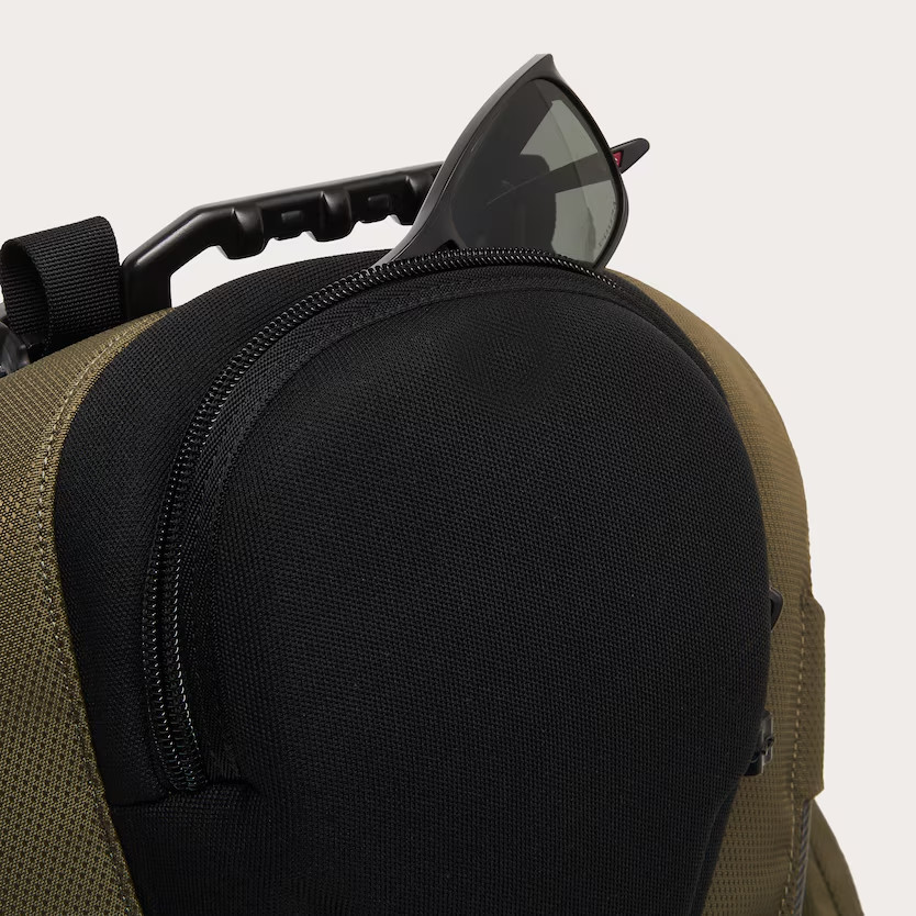Oakley Kitchen Sink Backpack Army Green
