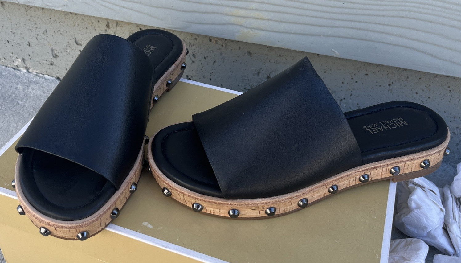 Michael Kors Ellen Slide Sandals Shoes Black Leather Rivets Accent Size 5 M New