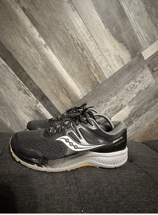 Saucony Omni ISO 2 Men’s Low Top Lace Up Athletic Sneakers Black Gray 2019