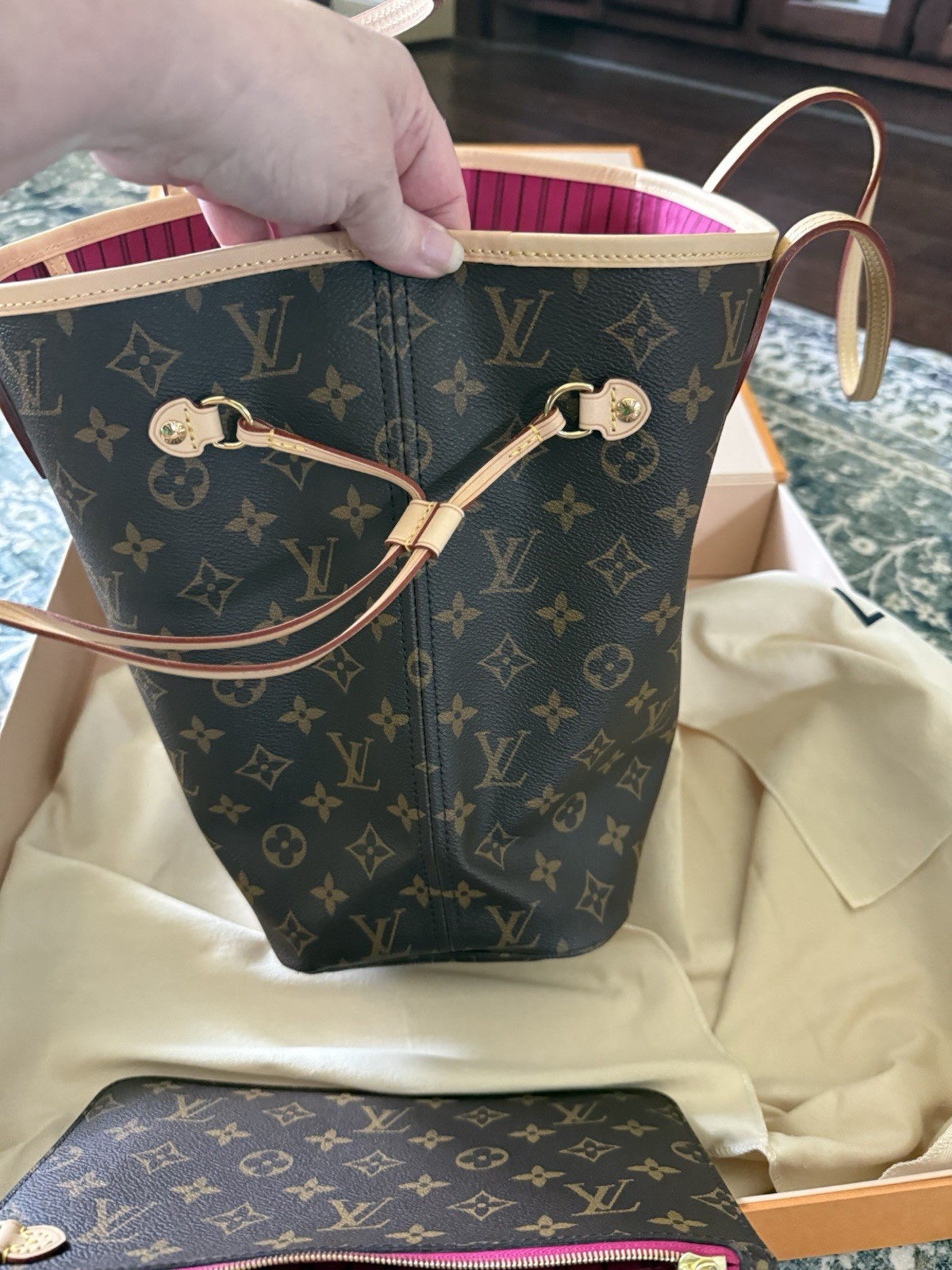 Louis Vuitton Monogram Tote Bag Neverfull