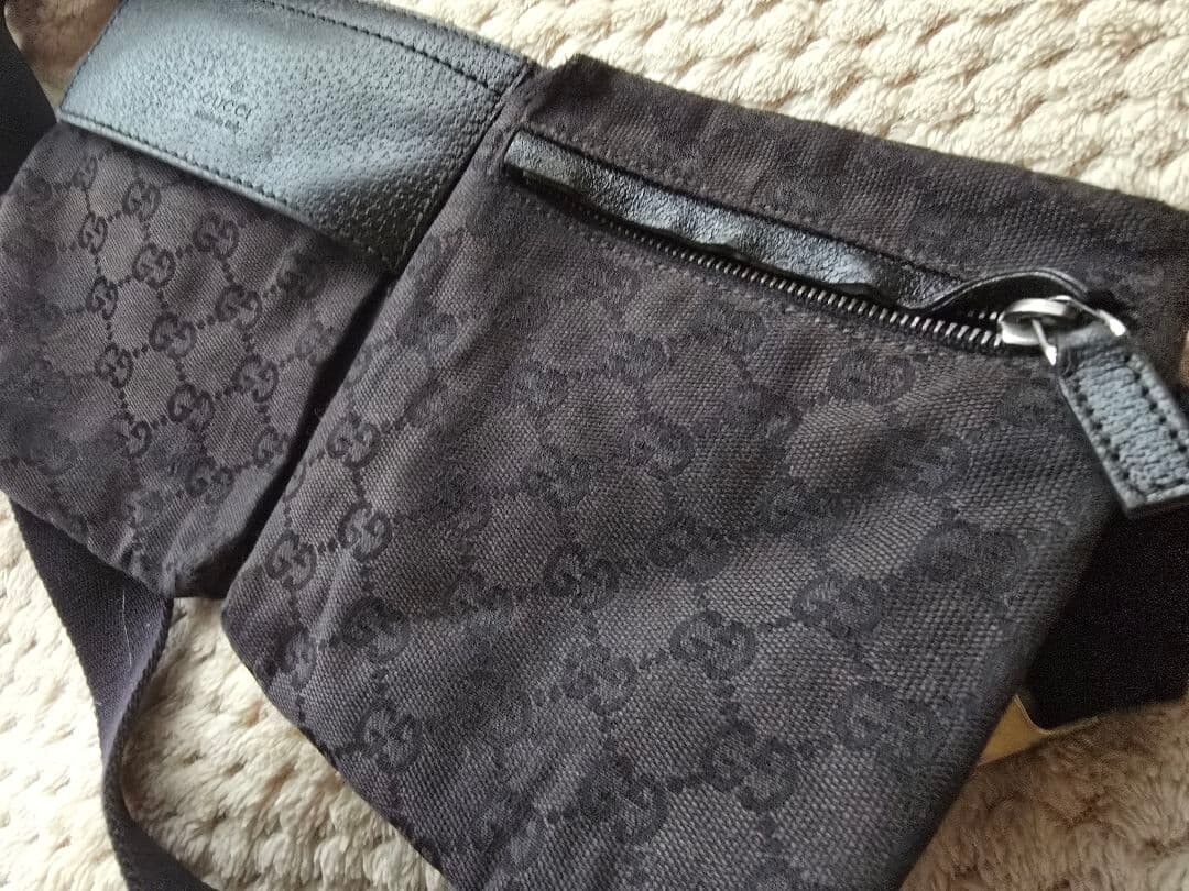 Gucci GG Canvas Black Body Bag Waist Pouch Men Zip Silver Hardware