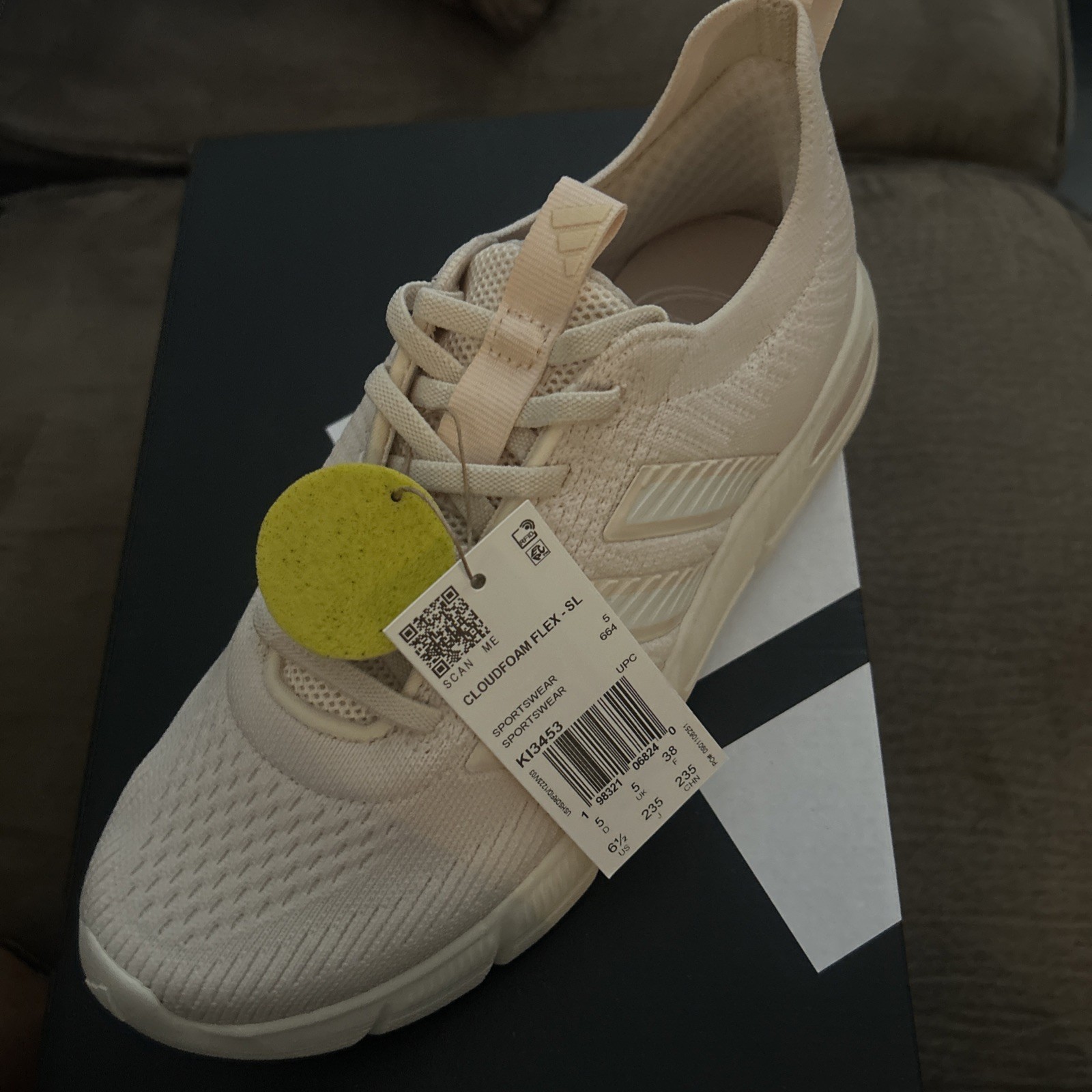 adidas Cloudfoam Flex Men’s Beige Wide Low Top Lace-Up Sneakers KI3453