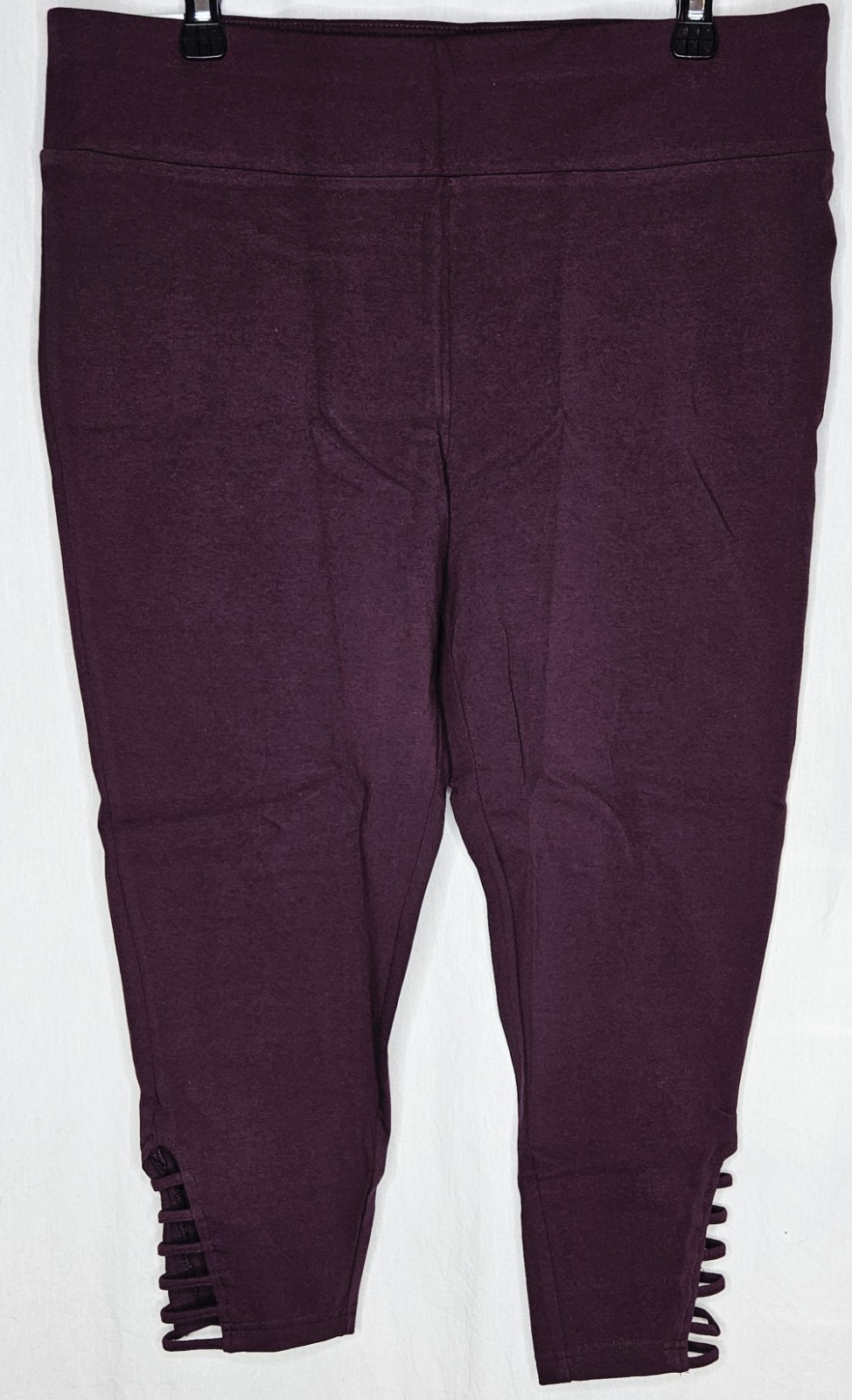 Terra & Sky Women’s Plus High Rise Fitted Capri Ladder Leggings Plum 0X 2X 3X 4X