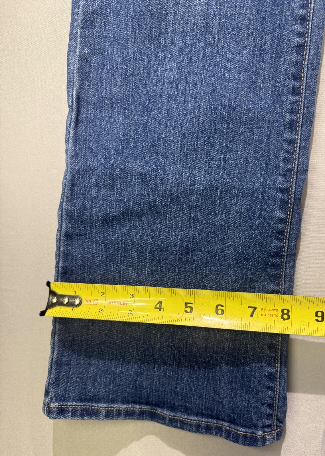 Old Navy Curvy Profile Skinny Jeans Women’s Size 6R Blue Mid Rise Denim