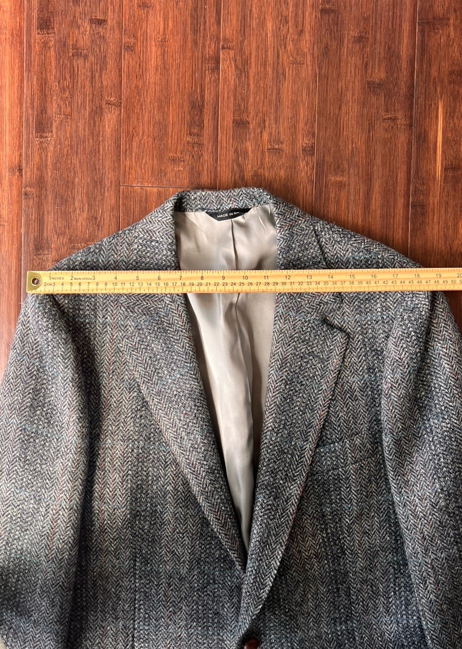 Beautiful Vtg Mens Wool Herringbone Tweed Blazer Sport Coat USA 2-Button Gray 44