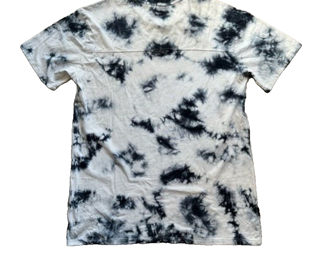 Disney Tee/T-Shirt/Top Haunted Mansion Dread Family Busts Tie-Dye Boxlunch M NWT