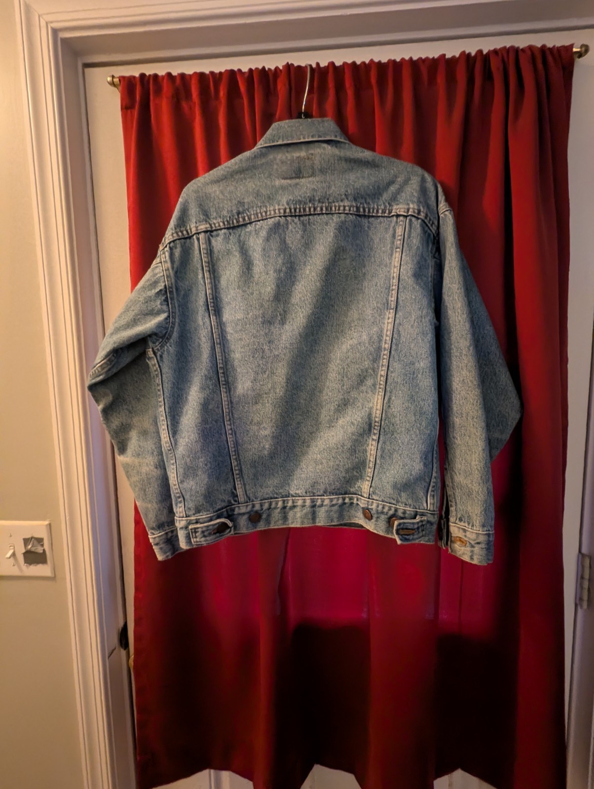 Levi’s Trucker Jacket Mens M Medium Light Wash Denim PAYPAL ONLYPAYPALONLY