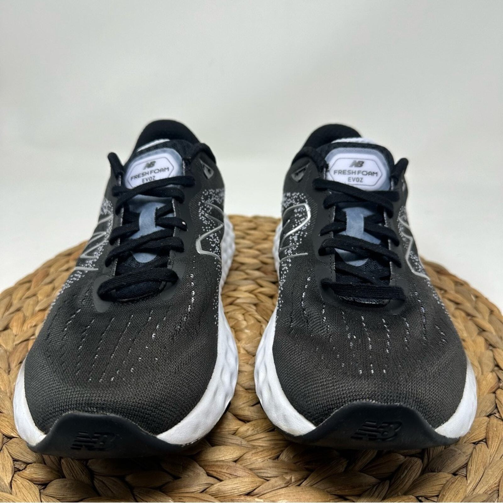 NEW BALANCE Fresh Foam EVOZ V2 Running Shoes Black White Size 8.5 Men, 10 Women