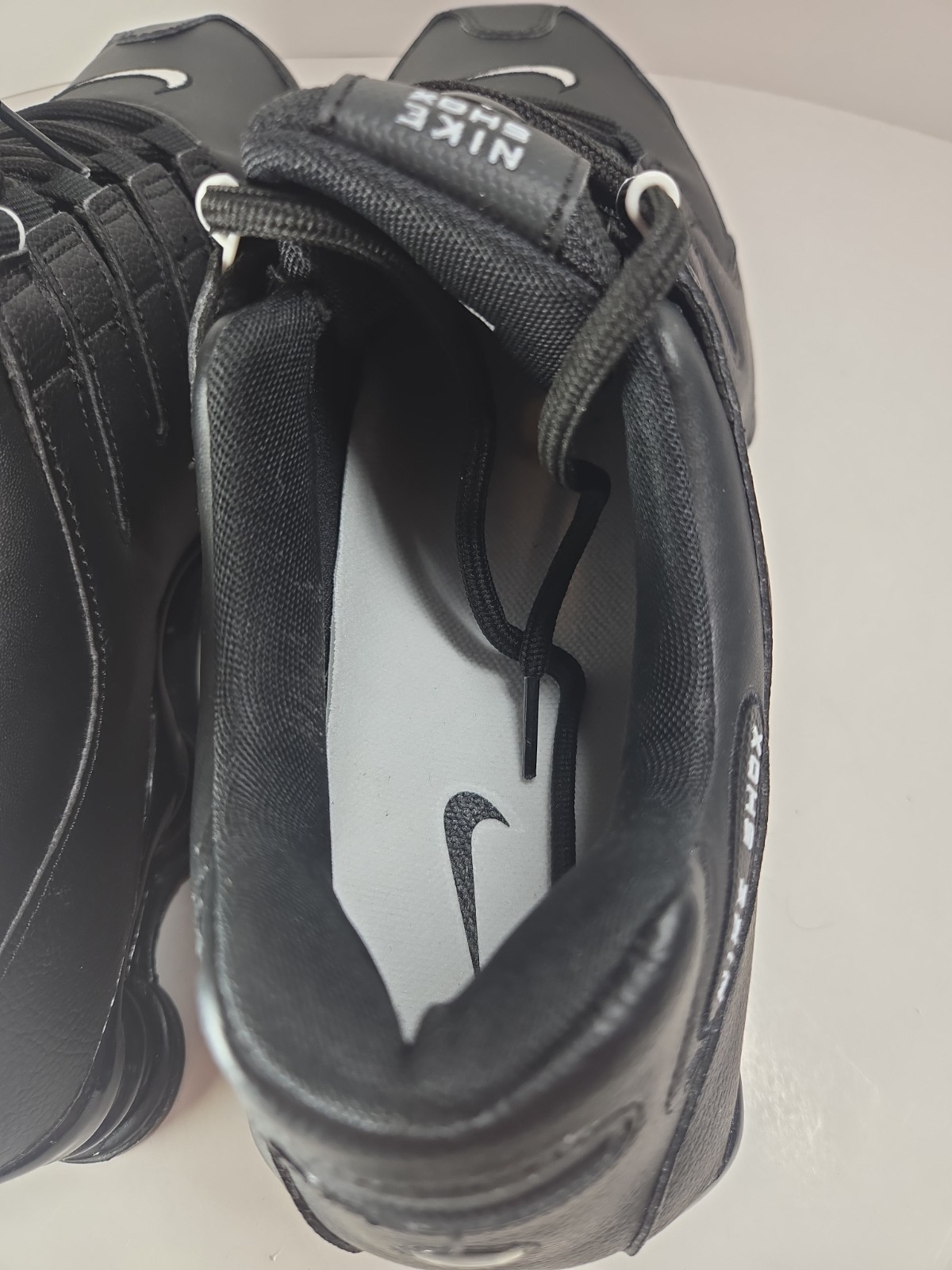 Nike Shox NZ EU Black – White 501524-091 Men’s Size 13 UK 12 EUR 47.5 Worn Once
