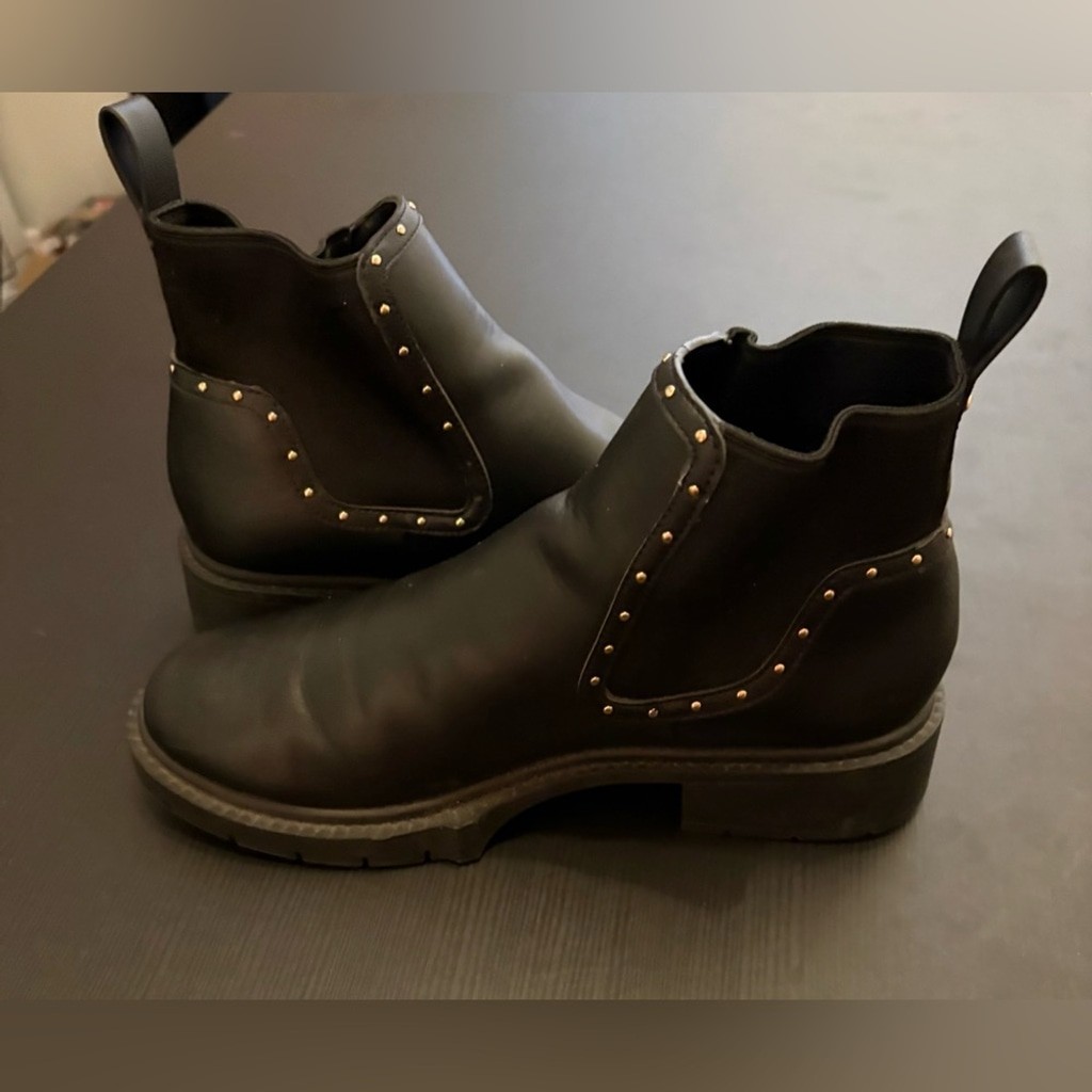 Coach Lory Leather Bootie Womens Size 8 Black Studded Ankle Boots Preloved
